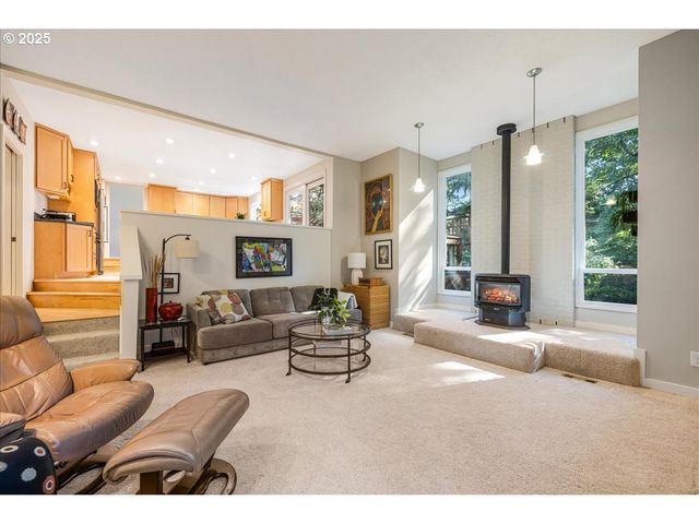 4217 ALBERT Cir, Lake Oswego, OR 97035