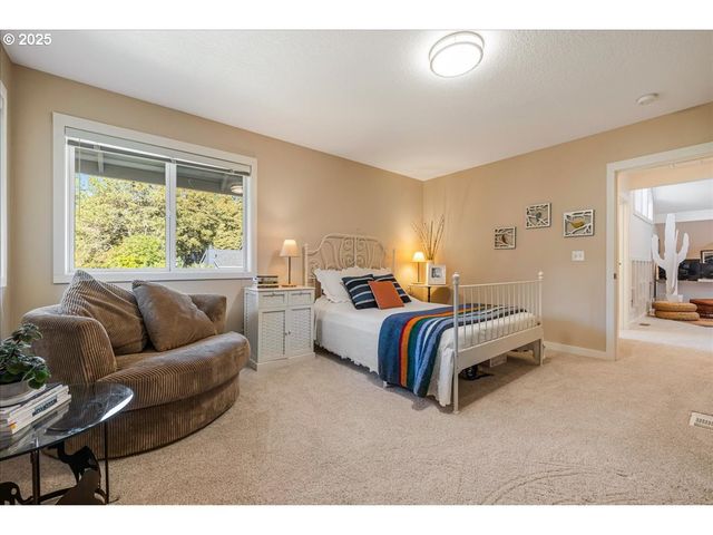 4217 ALBERT Cir, Lake Oswego, OR 97035