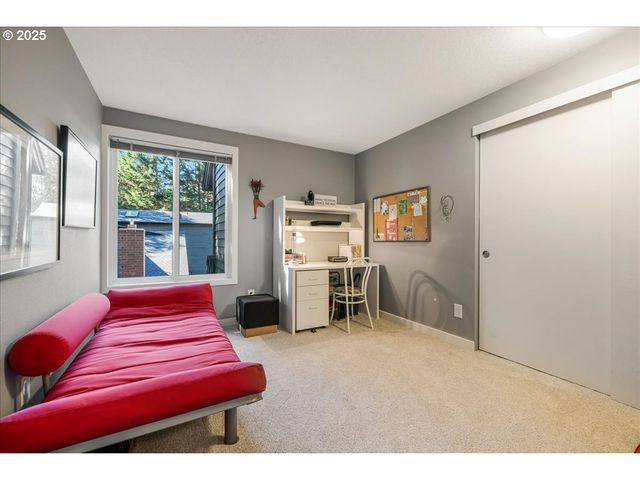 4217 ALBERT Cir, Lake Oswego, OR 97035