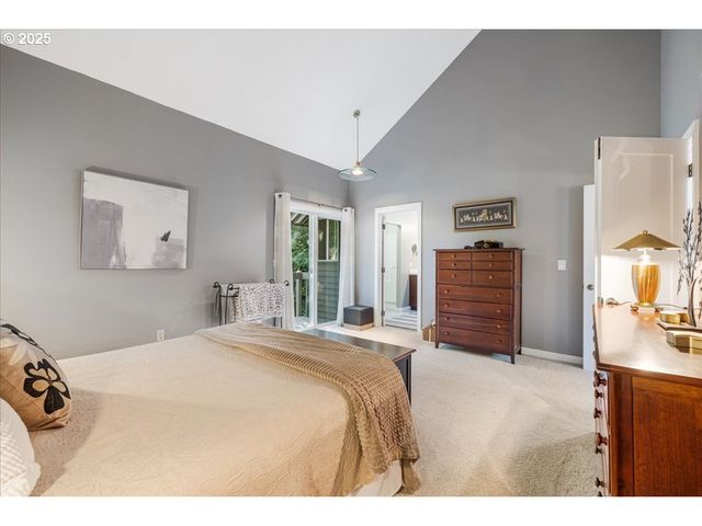 4217 ALBERT Cir, Lake Oswego, OR 97035