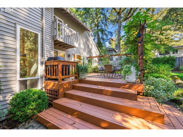 4217 ALBERT Cir, Lake Oswego, OR 97035