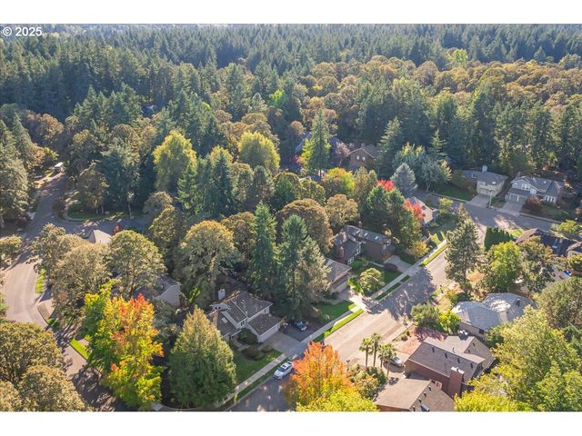 4217 ALBERT Cir, Lake Oswego, OR 97035