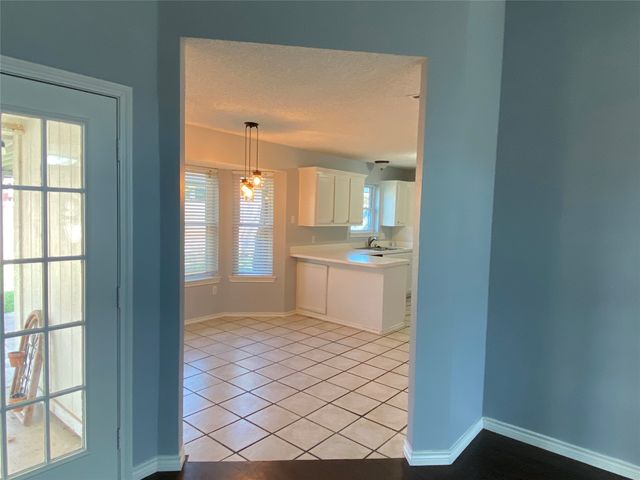 5949 Sundown Drive, Watauga, TX 76148