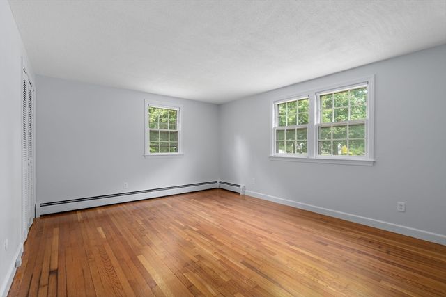 108 Greenwood Rd, Andover, MA 01810