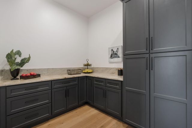 10 Rainbow Valley Road, Placitas, NM 87043