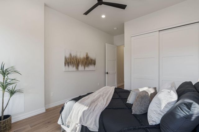 10 Rainbow Valley Road, Placitas, NM 87043