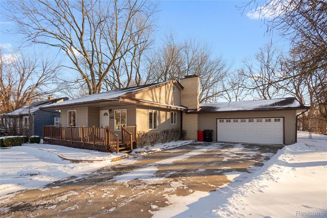 20000 Homeland Street, Roseville, MI 48066