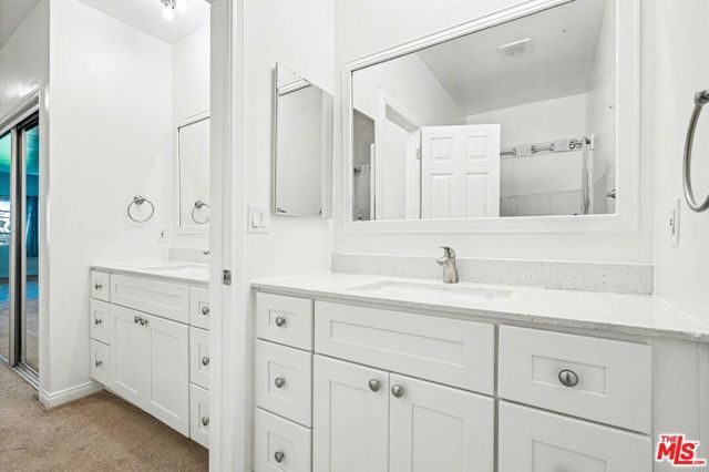 521 MONTANA Avenue 301, Santa Monica, CA 90403