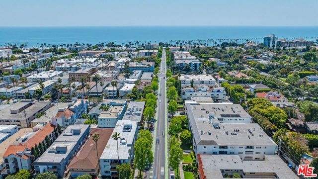 521 MONTANA Avenue 301, Santa Monica, CA 90403