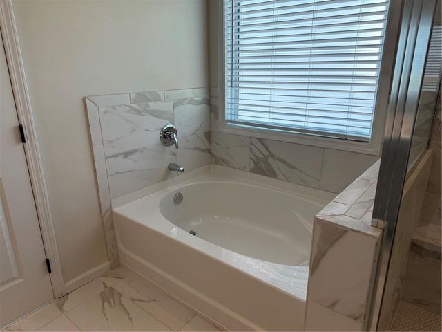 355 Rodeo Drive, Auburn, GA 30011