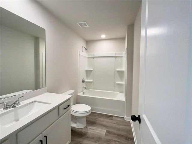 355 Rodeo Drive, Auburn, GA 30011