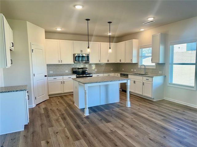 355 Rodeo Drive, Auburn, GA 30011