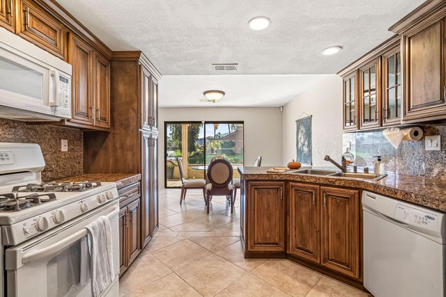 76955 Turendot Street, Palm Desert, CA 92211