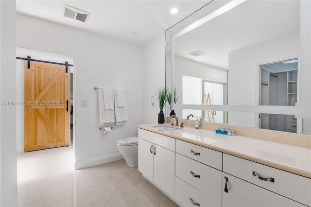1144 Adams St, Hollywood, FL 33019
