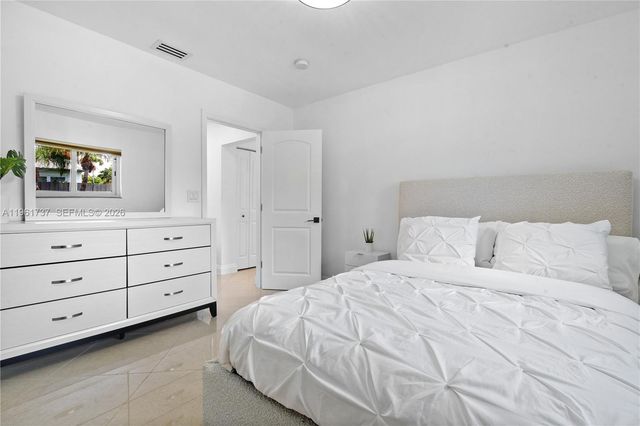 1144 Adams St, Hollywood, FL 33019