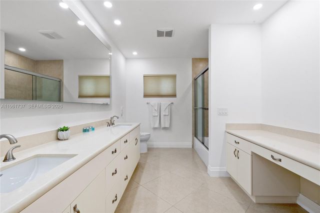 1144 Adams St, Hollywood, FL 33019