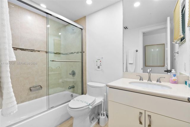 1144 Adams St, Hollywood, FL 33019