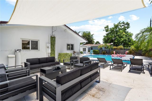 1144 Adams St, Hollywood, FL 33019