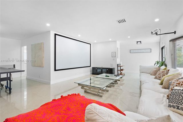 1144 Adams St, Hollywood, FL 33019