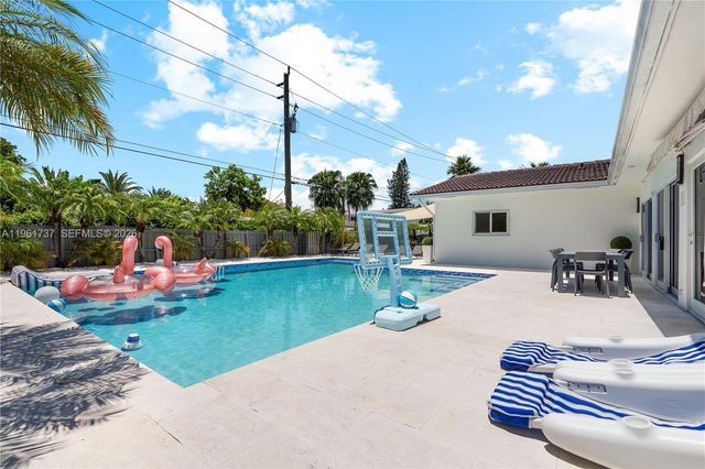 1144 Adams St, Hollywood, FL 33019