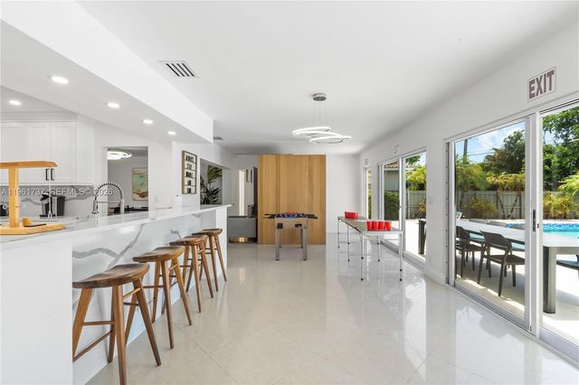 1144 Adams St, Hollywood, FL 33019