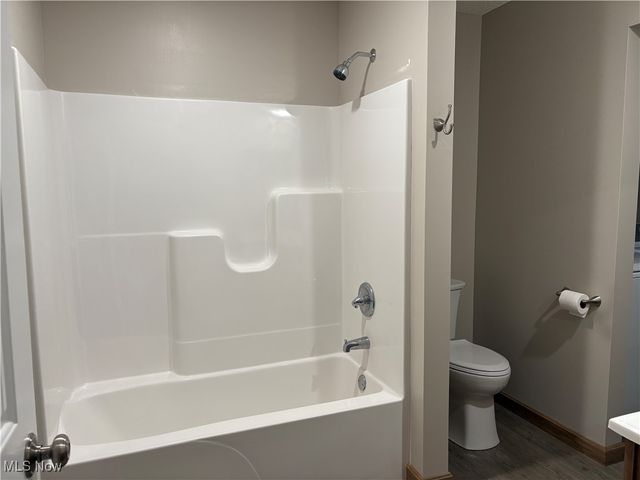 430 2nd Street NE, New Philadelphia, OH 44663