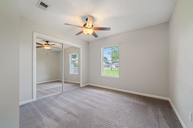 312 Oakdale Avenue, Mary Esther, FL 32569