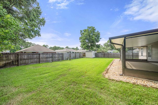 312 Oakdale Avenue, Mary Esther, FL 32569
