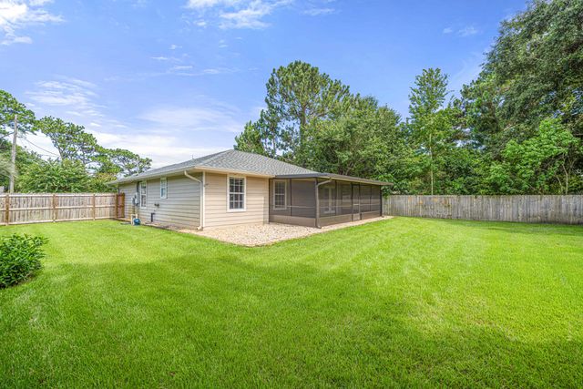 312 Oakdale Avenue, Mary Esther, FL 32569