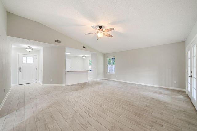 312 Oakdale Avenue, Mary Esther, FL 32569