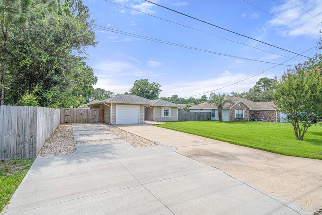 312 Oakdale Avenue, Mary Esther, FL 32569
