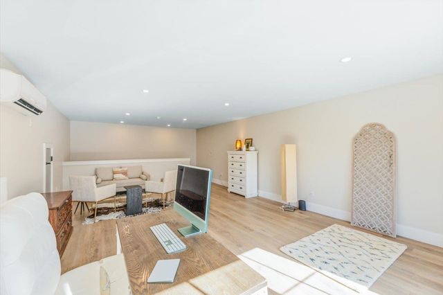 57 Cranberry Meadow Drive, Peterborough, NH 03458