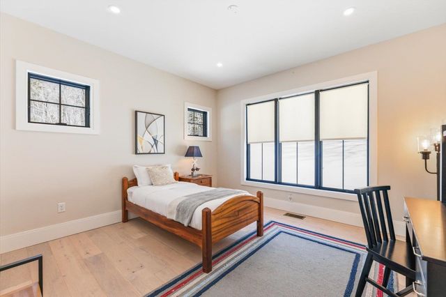 57 Cranberry Meadow Drive, Peterborough, NH 03458