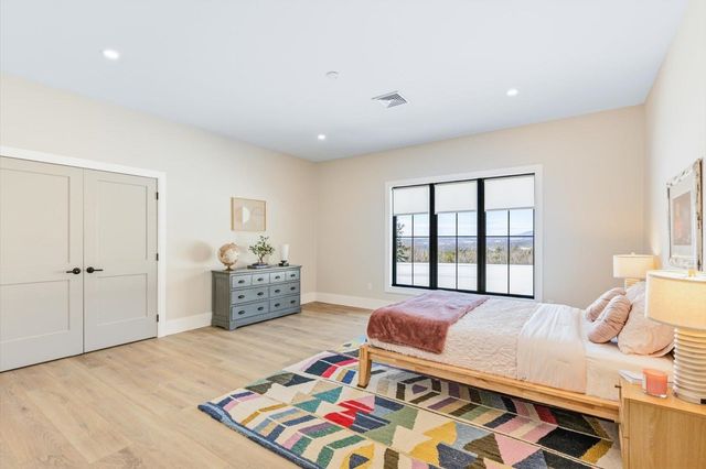 57 Cranberry Meadow Drive, Peterborough, NH 03458