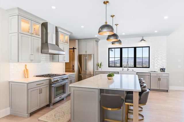 57 Cranberry Meadow Drive, Peterborough, NH 03458