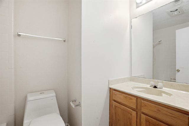 8304 Cloverglen Lane, Fort Worth, TX 76123