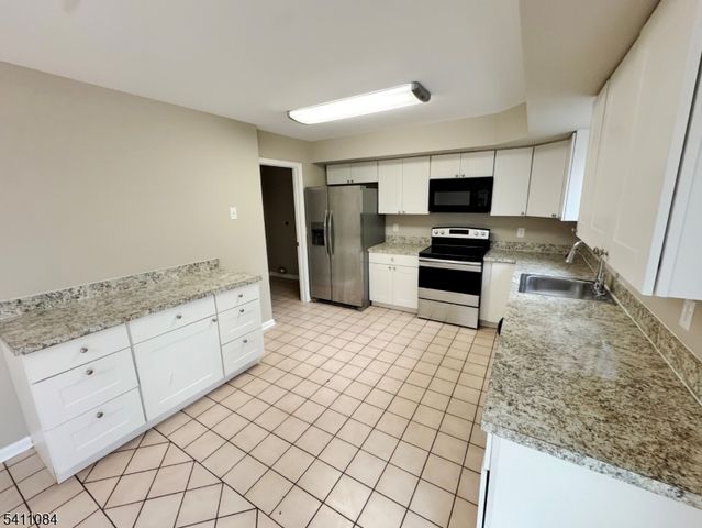 1004 Hill St, Phillipsburg Town, NJ 08865