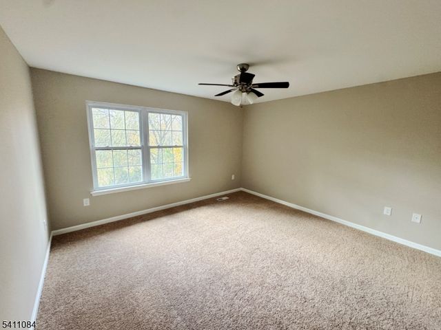 1004 Hill St, Phillipsburg Town, NJ 08865