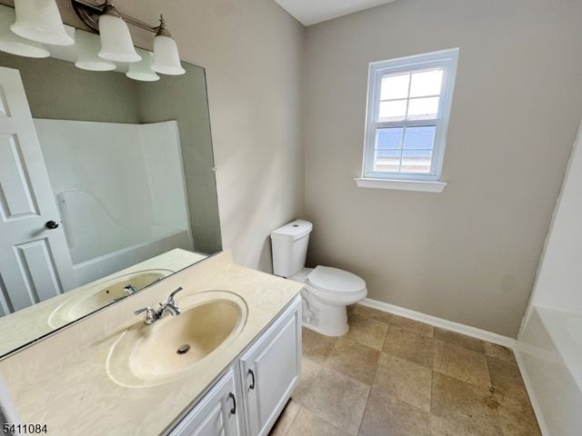 1004 Hill St, Phillipsburg Town, NJ 08865