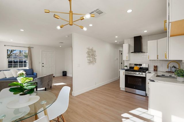 1928 S Olive Ave, Stockton, CA 95215