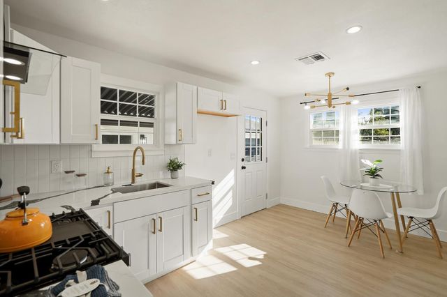 1928 S Olive Ave, Stockton, CA 95215