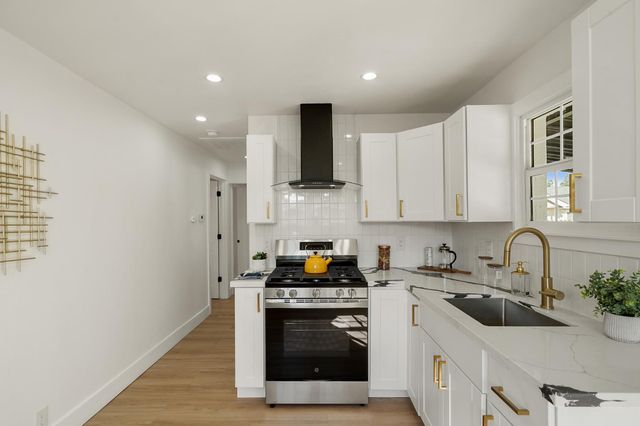 1928 S Olive Ave, Stockton, CA 95215