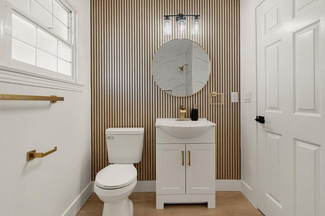 1928 S Olive Ave, Stockton, CA 95215