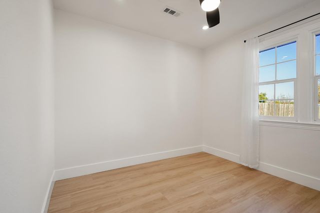 1928 S Olive Ave, Stockton, CA 95215