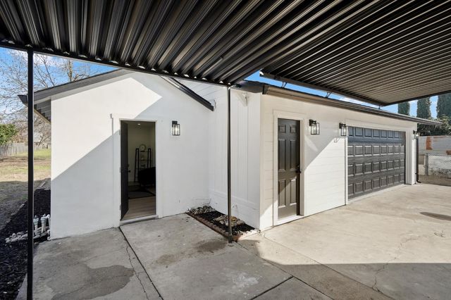 1928 S Olive Ave, Stockton, CA 95215