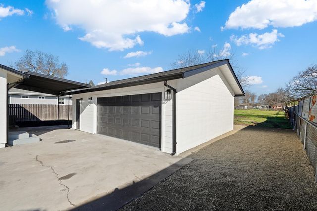 1928 S Olive Ave, Stockton, CA 95215