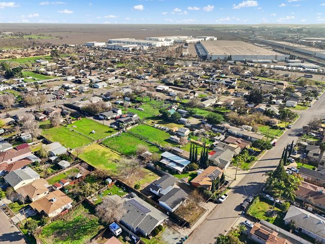 1928 S Olive Ave, Stockton, CA 95215