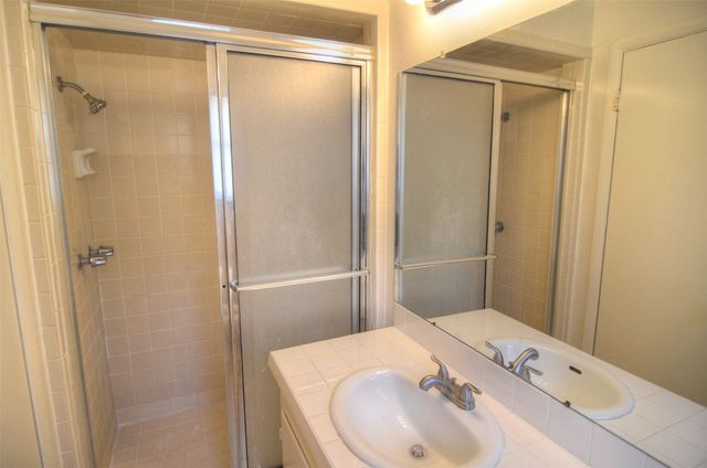 2528 Saint Francis Avenue, Dallas, TX 75228