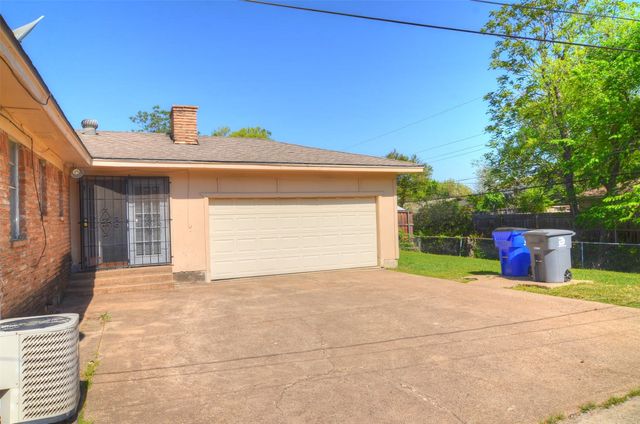 2528 Saint Francis Avenue, Dallas, TX 75228