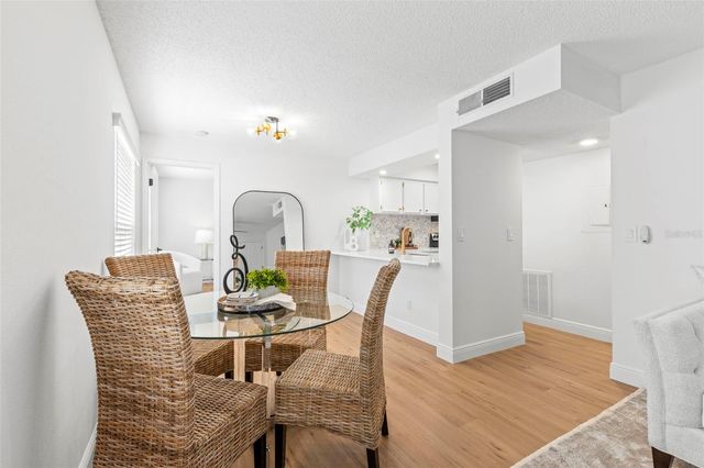 2981 BONAVENTURE CIRCLE 202, Palm Harbor, FL 34684